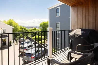 322 Bunker Hill St #2, Boston, MA 02129 - Photo 11