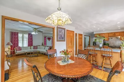 8 Hunter Ave, Methuen, MA 01844 - Photo 5