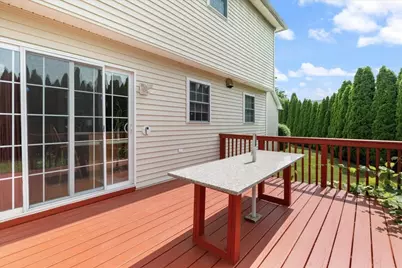 8 Hunter Ave, Methuen, MA 01844 - Photo 23