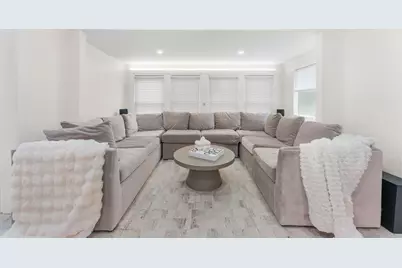 225 Page St, Avon, MA 02322 - Photo 7