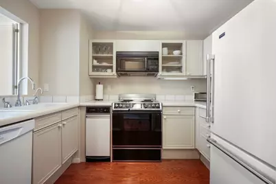 300 Boylston St #610, Boston, MA 02116 - Photo 9
