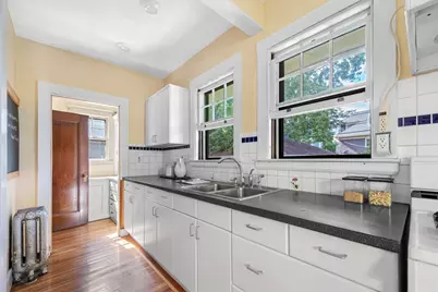 8 Centervale Park, Boston, MA 02124 - Photo 19