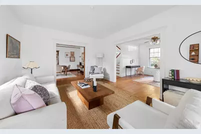 8 Centervale Park, Boston, MA 02124 - Photo 11