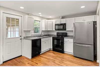 4 Niles Rd, Randolph, MA 02368 - Photo 13