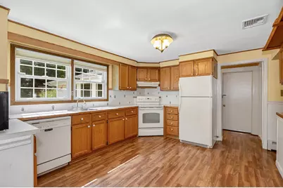 16 Porter Rd, Chelmsford, MA 01824 - Photo 7