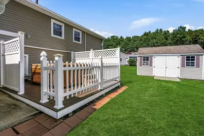 45 Brook St, Easthampton, MA 01027 - Photo 31
