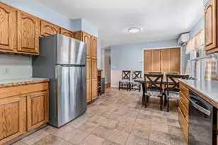45 Brook St, Easthampton, MA 01027 - Photo 5