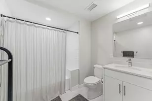 157 Chestnut, Chelsea, MA 02150 - Photo 11