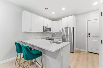 157 Chestnut #203, Chelsea, MA 02150 - Photo 3