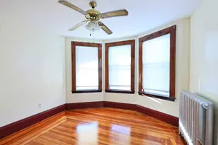 522 Summer St, Lynn, MA 01905 - Photo 3