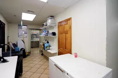 1608 Acushnet Ave, New Bedford, MA 02746 - Photo 27