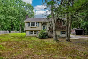 35 Davidson Ave, Merrimack, NH 03054 - Photo 1