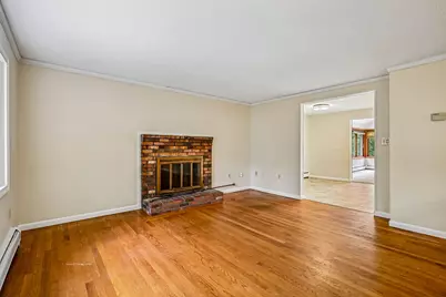 35 Davidson Ave, Merrimack, NH 03054 - Photo 3