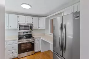 324 Union St, Millis, MA 02054 - Photo 3