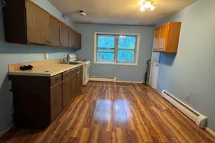 124 Litchfield Pines Dr, Leominster, MA 01453 - Photo 3