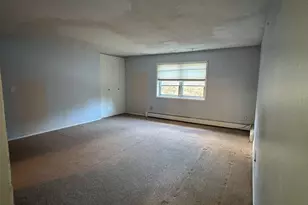 124 Litchfield Pines Dr, Leominster, MA 01453 - Photo 5