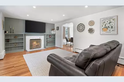 446 Pine St, Weymouth, MA 02190 - Photo 9