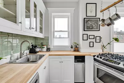 64 Chestnut Street #4, Boston, MA 02129 - Photo 5