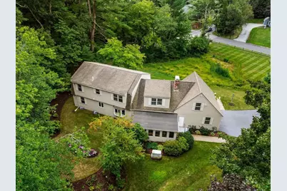 1 Homestead Circle, Andover, MA 01810 - Photo 5