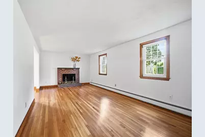 32 Dividence Rd, Reading, MA 01867 - Photo 9