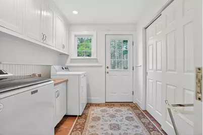 8 Buttercup Ln, Dover, MA 02030 - Photo 33