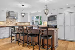 8 Buttercup Ln, Dover, MA 02030 - Photo 5