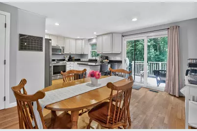40 Hartford Ave N, Upton, MA 01568 - Photo 13