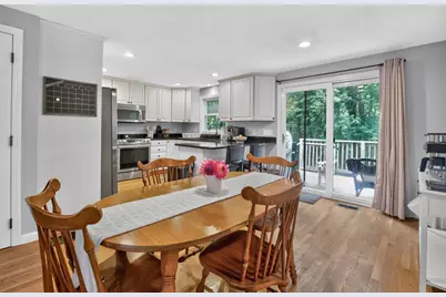 40 Hartford Ave N, Upton, MA 01568 - Photo 15