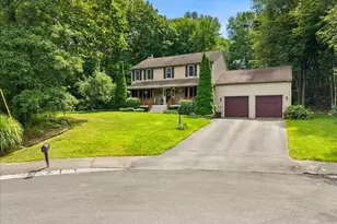 194 Woodlawn St, Taunton, MA 02718 - Photo 1