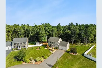 32 Pocksha Dr, Middleborough, MA 02346 - Photo 3