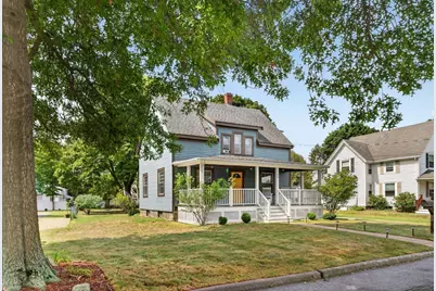 58 Grove St, Lynnfield, MA 01940 - Photo 3