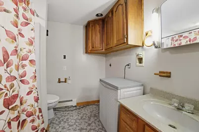 102 Sycamore Street, Millbury, MA 01527 - Photo 9