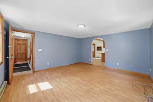 102 Sycamore St, Millbury, MA 01527 - Photo 3