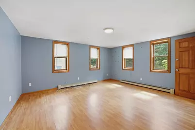 102 Sycamore Street, Millbury, MA 01527 - Photo 5