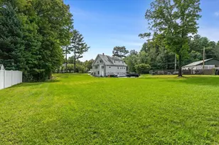 2 Snowling Rd, Uxbridge, MA 01569 - Photo 3