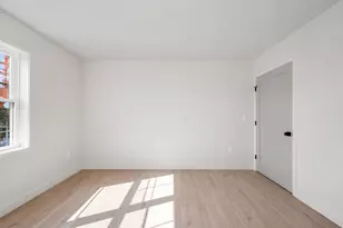 131 Perry St, Lowell, MA 01852 - Photo 11