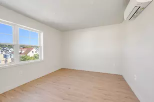 131 Perry St, Lowell, MA 01852 - Photo 15