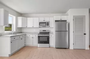 131 Perry St, Lowell, MA 01852 - Photo 1