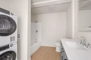 131 Perry St, Lowell, MA 01852 - Photo 7