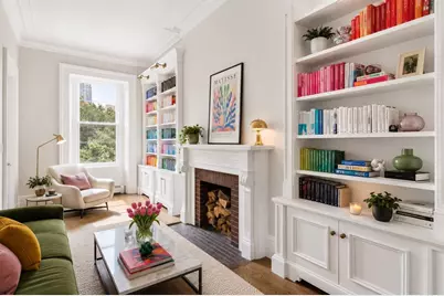 263 Commonwealth #VI, Boston, MA 02116 - Photo 1