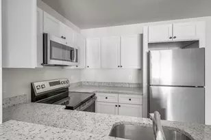 131 Perry St, Lowell, MA 01852 - Photo 13