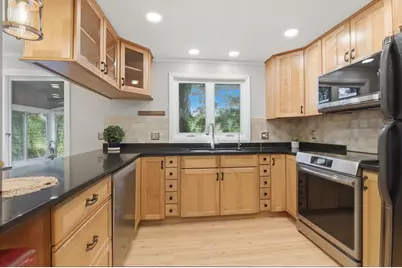 7 Oxyoke Dr, Methuen, MA 01844 - Photo 9