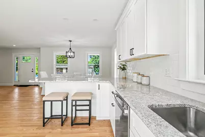 15 Bennington, Haverhill, MA 01832 - Photo 11
