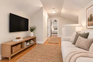 35 Thomas St, Medford, MA 02155 - Photo 13
