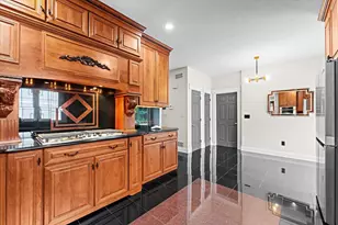 106 Danforth St, Framingham, MA 01701 - Photo 13
