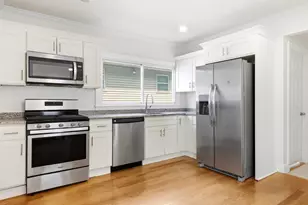 23 Thorndike St, Revere, MA 02151 - Photo 3