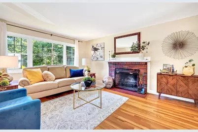 2 Town Line Rd, Burlington, MA 01803 - Photo 5