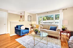 2 Town Line Rd, Burlington, MA 01803 - Photo 3