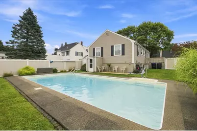 29 Garfield Ave, Beverly, MA 01915 - Photo 3