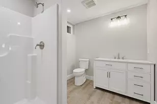 35R Poquanticut Ave, Easton, MA 02356 - Photo 21